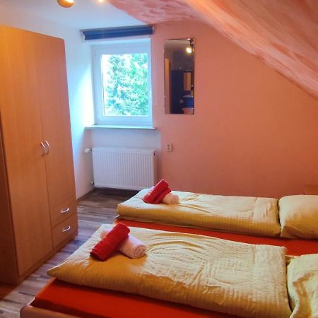 Alb Rooms, Zimmer Auf Der Schwaebischen Alb Oberlenningen 외부 사진